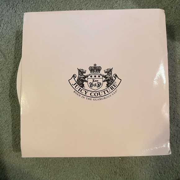 Juicy Couture Lip Gloss and Pouch Set IN BOX - Picture 4 of 4